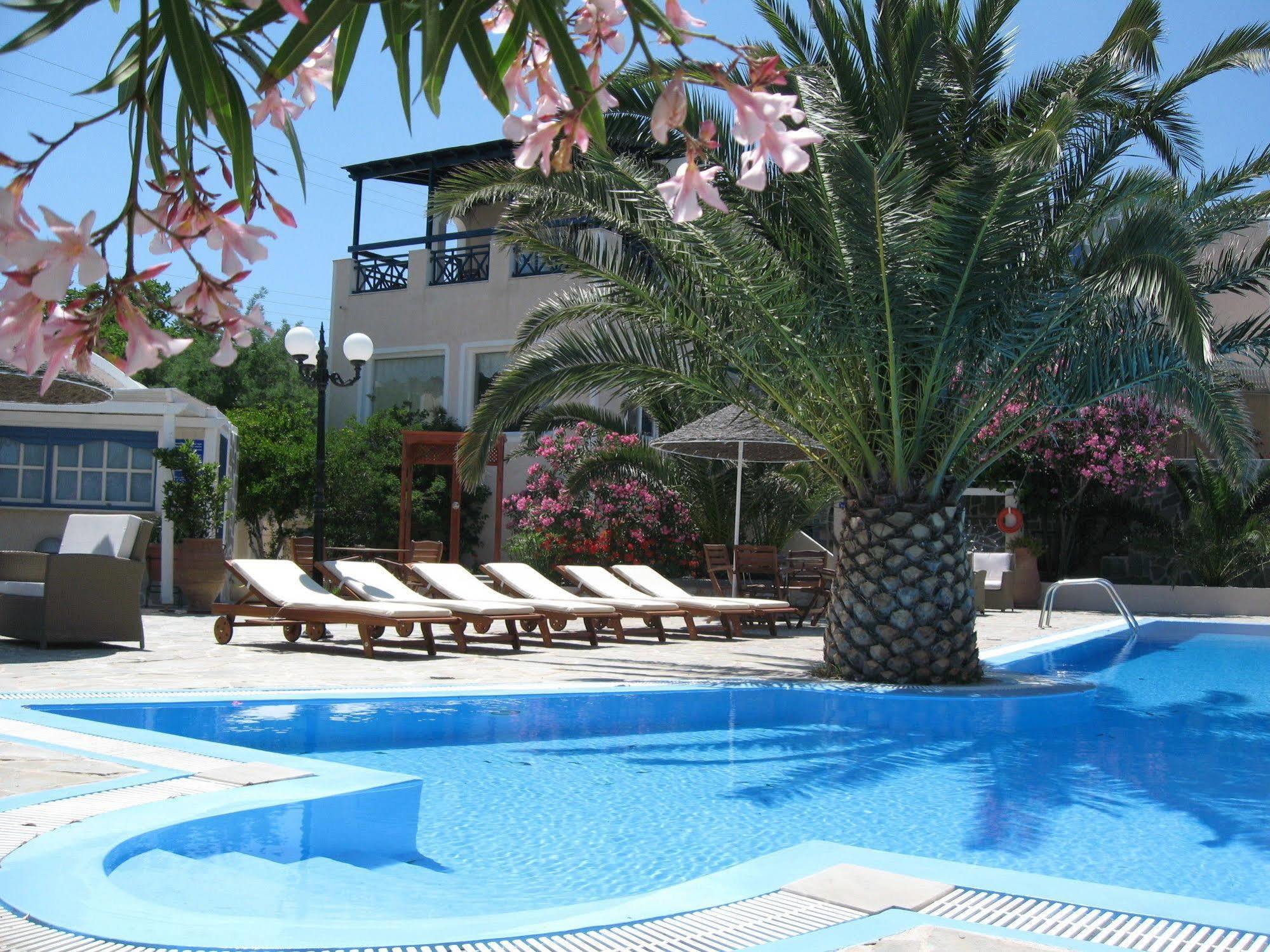 Paradise Resort Akrotírion Exteriér fotografie
